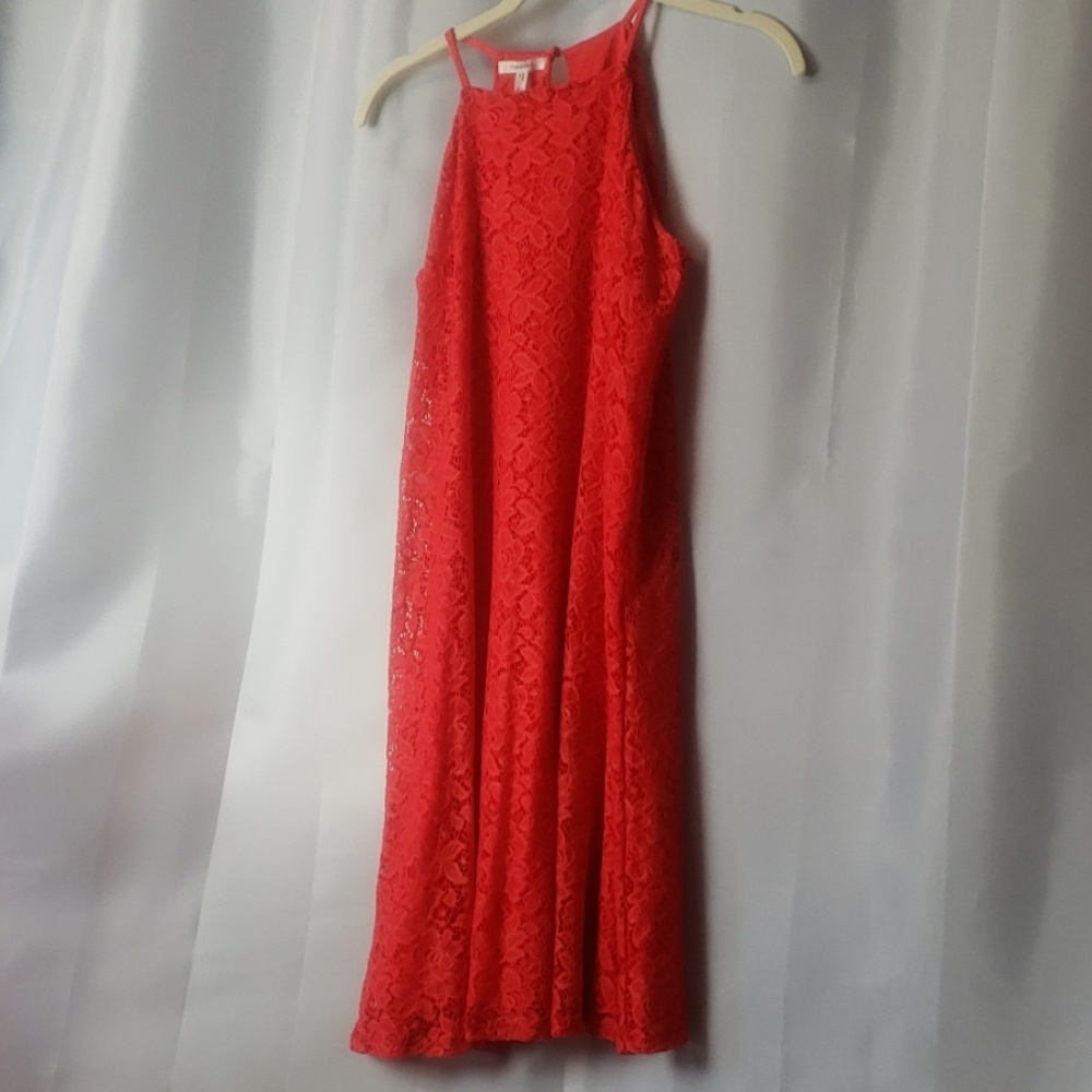 Ex S  Coral lace sleeveless dress NWT.    c4